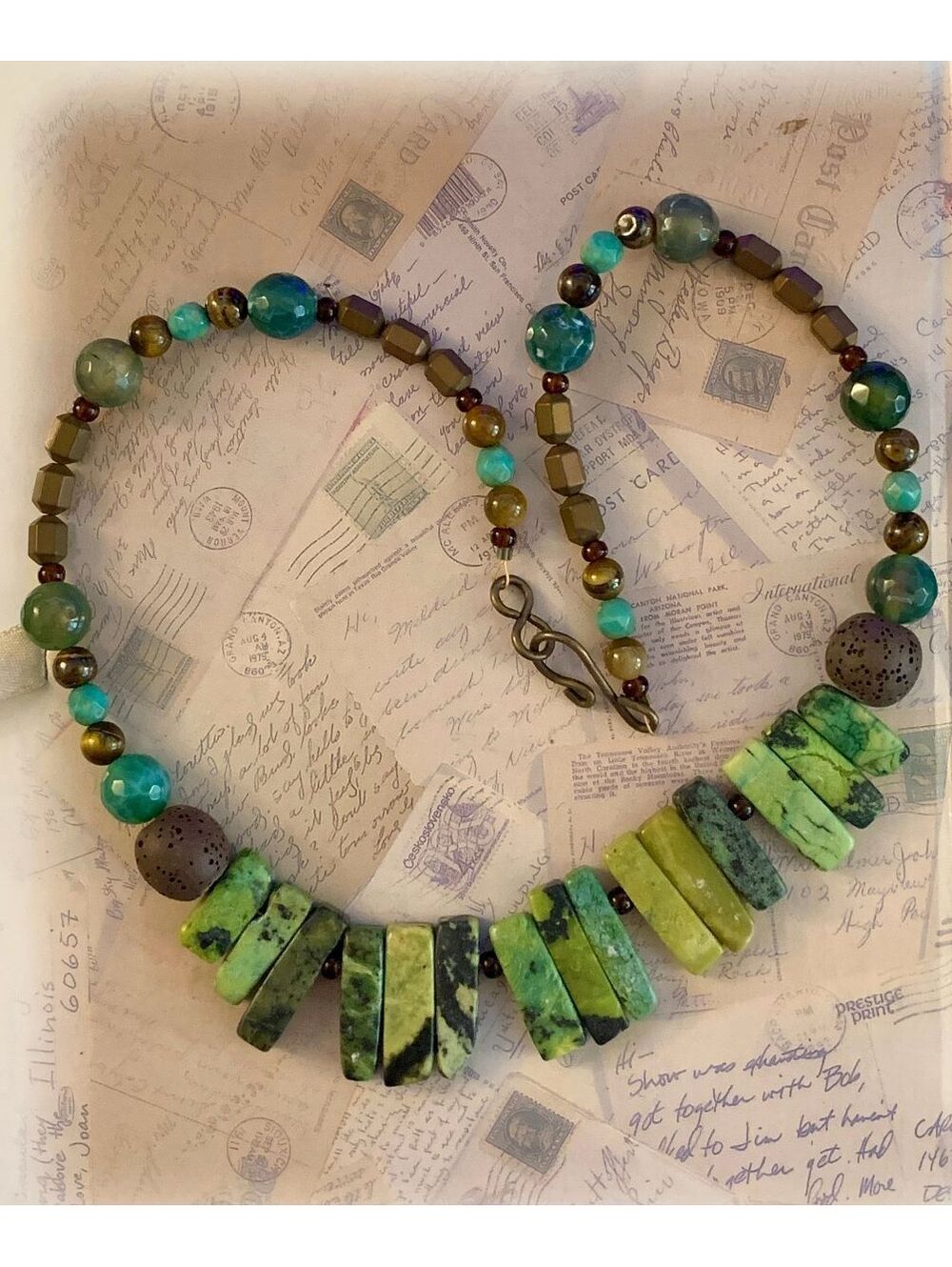 Vintage Genuine Stone Unique Green Beaded Necklace Natural Gemstone Jewelry